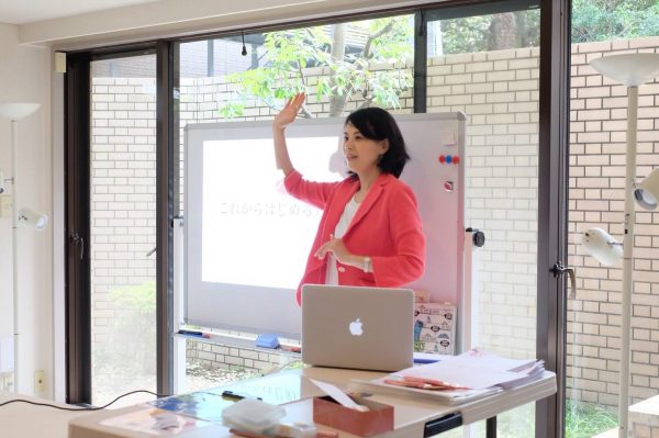 岩田かおり　(株)ママプロジェクトJapan